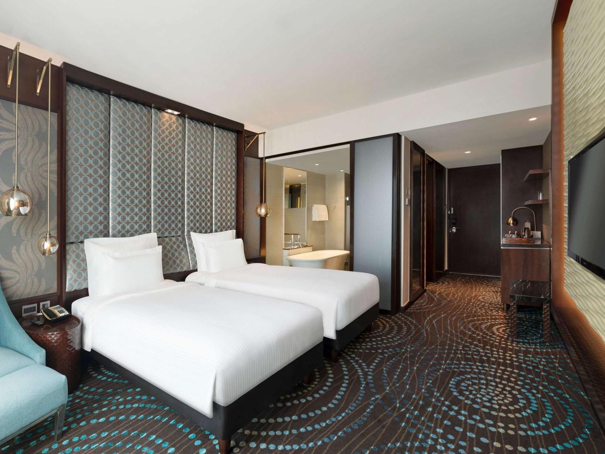 Pullman New Delhi Aerocity Buitenkant foto Deluxe Room